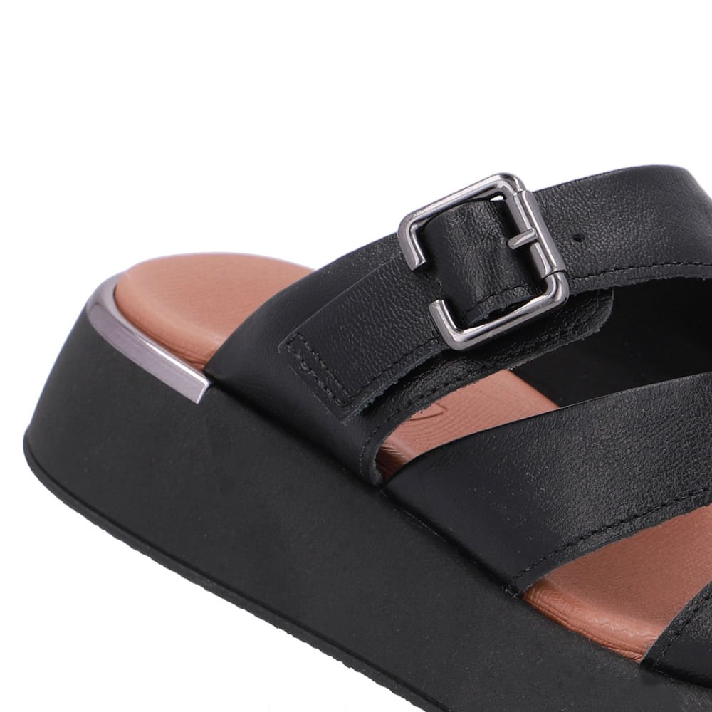 Tamanco Couro Preto Detalhe Fivela Preto 4