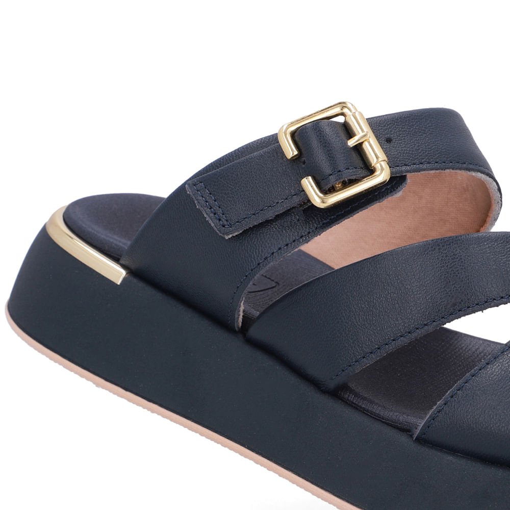 Tamanco Couro Azul Detalhe Fivela Azul 4