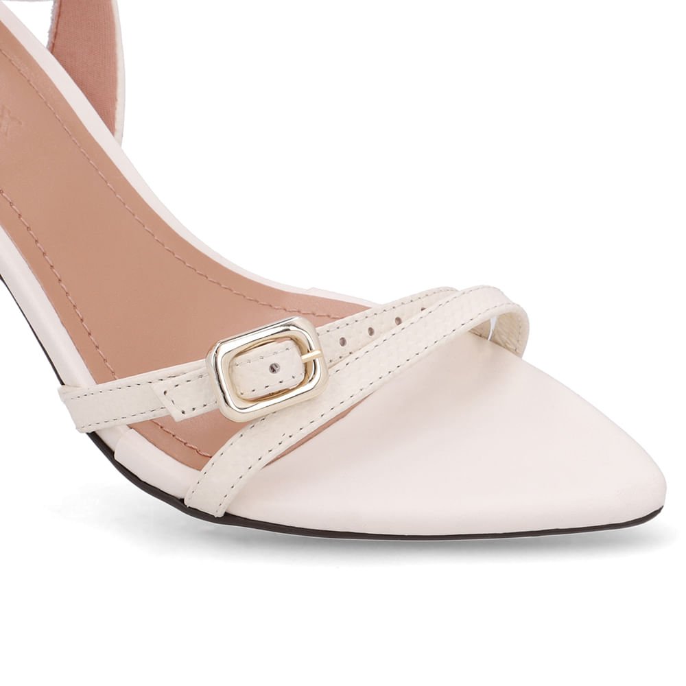 Sandália Salto Fino Couro Branca Marfim Bico Folha Marfim 4