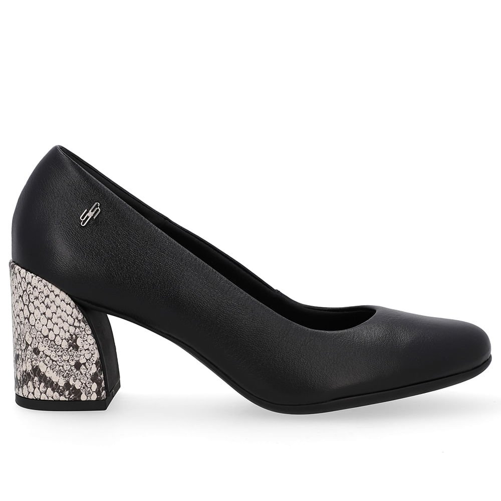 Scarpin Preto Couro Salto Geométrico