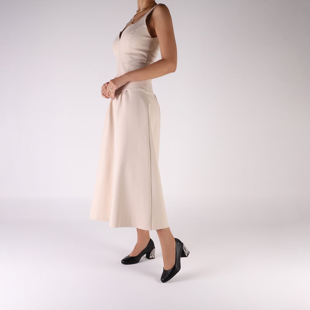 Scarpin Preto Couro Salto Geométrico Preto 4