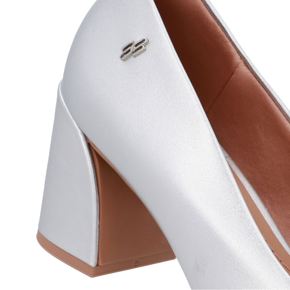 Scarpin Prata Couro Salto Geométrico Prata 4