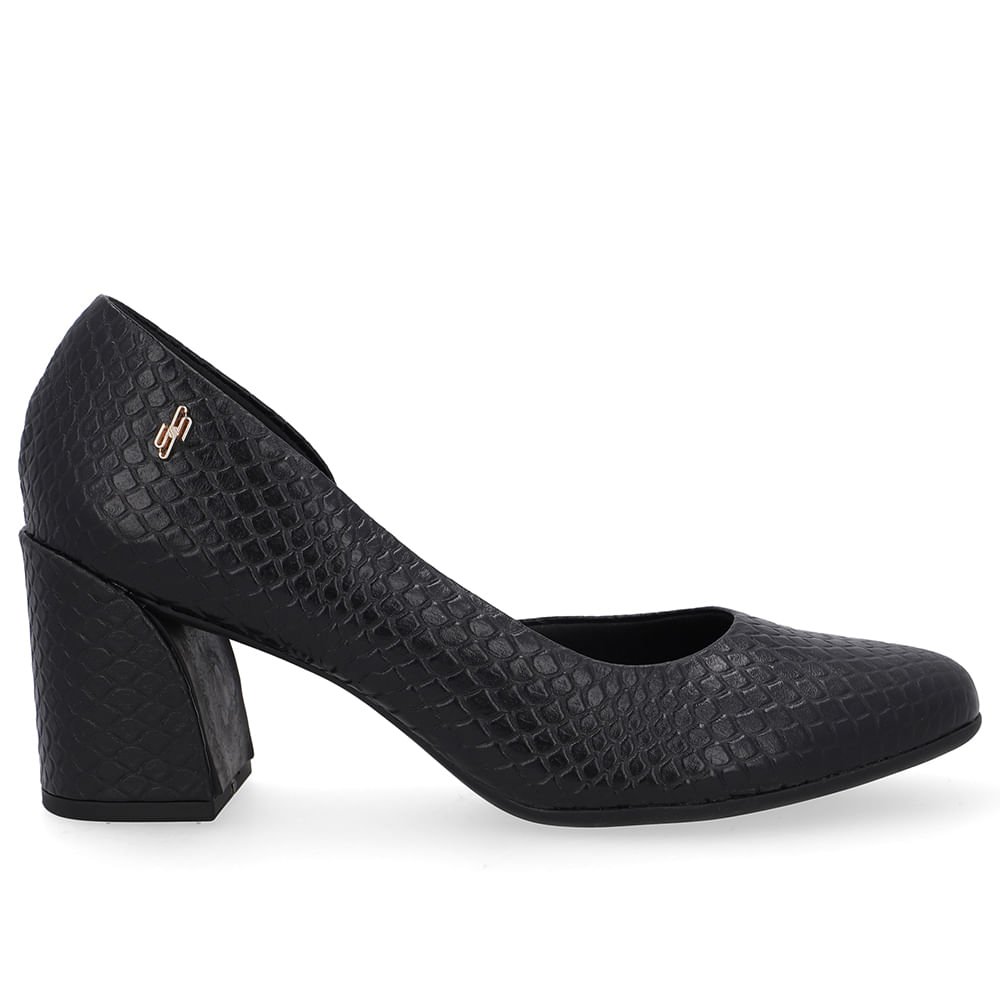 Scarpin Preto Couro Recorte Lateral