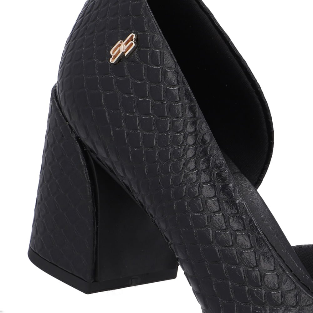 Scarpin Preto Couro Recorte Lateral Preto 4