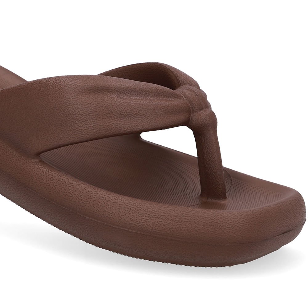 Chinelo Marrom Poofy Bico Quadrado Eva Marrom 4