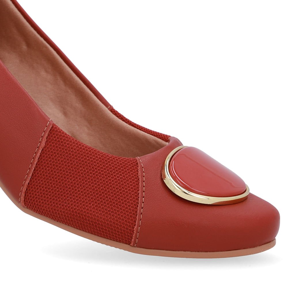 Scarpin Couro Marrom Lateral Tecido Vermelho 4