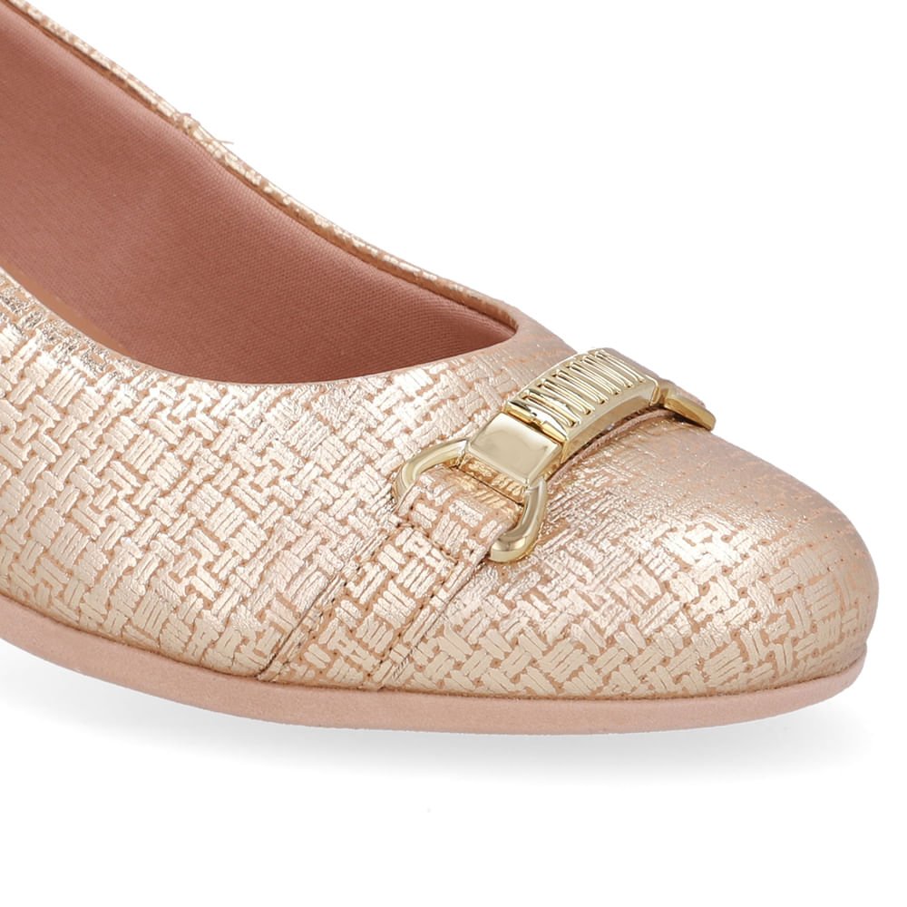 Scarpin Couro Texturizado Dourado Salto Bloco Dourado 4