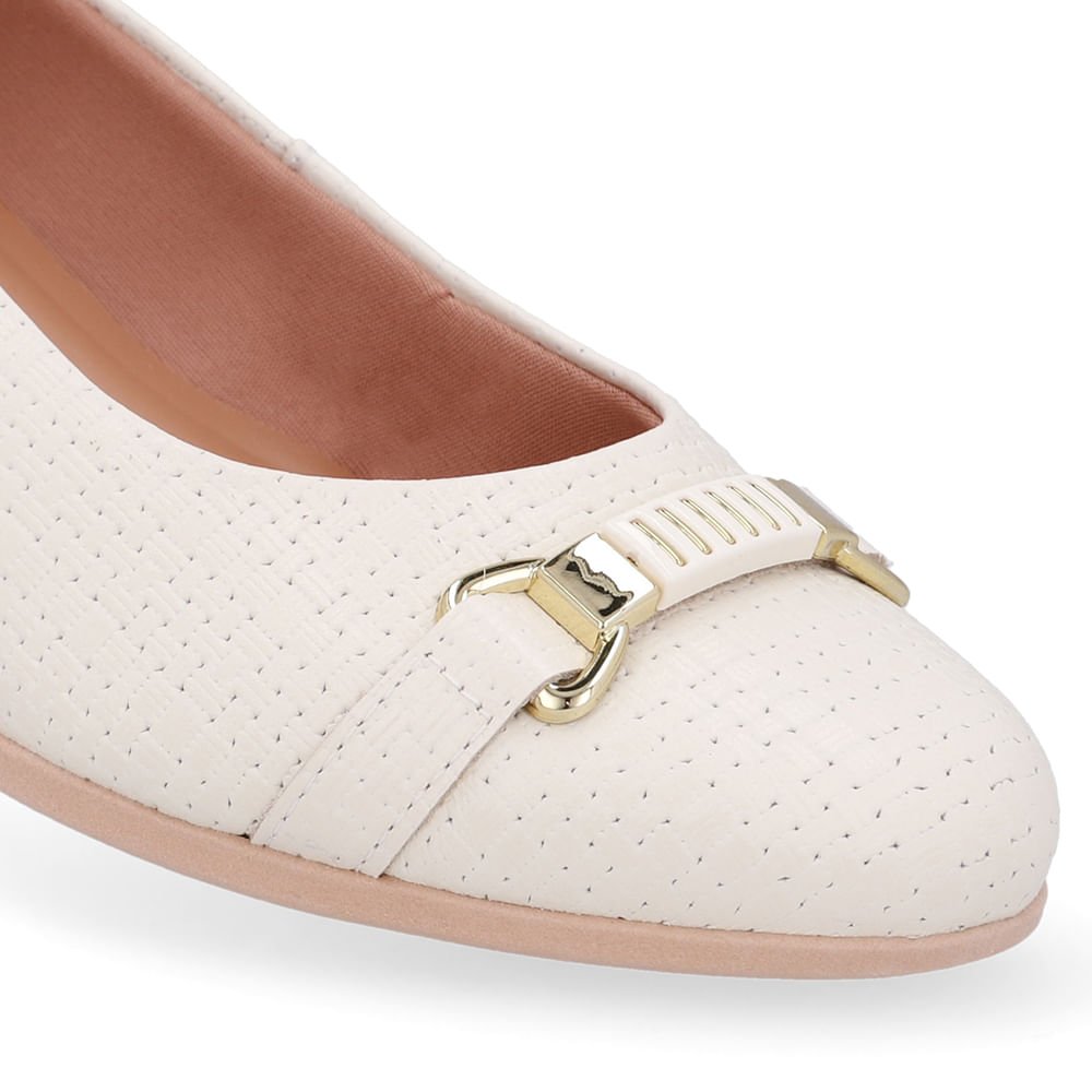 Scarpin Couro Texturizado Branco Marfim Salto Bloco Marfim 4