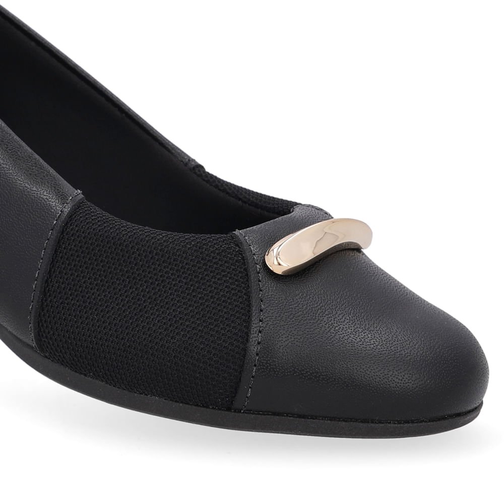 Scarpin Couro Preto Lateral Tecido Preto 4