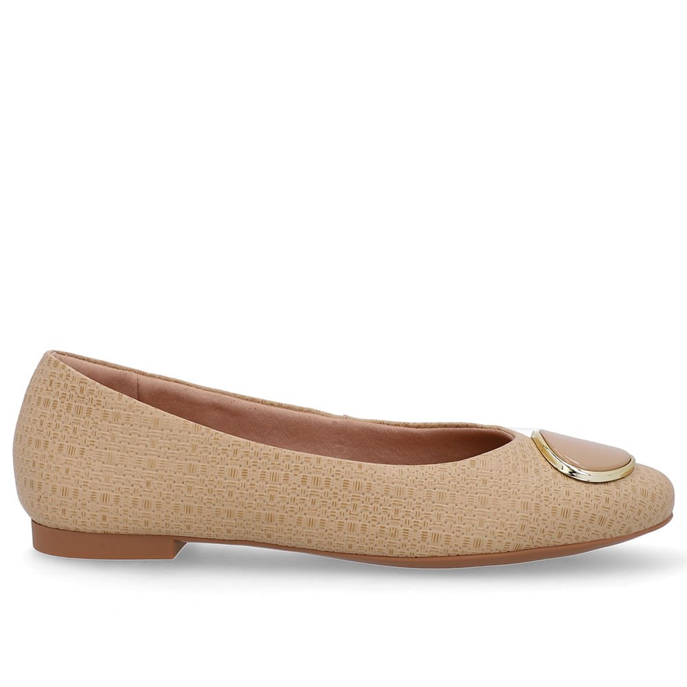 Sapatilha Bege Couro Enfeite