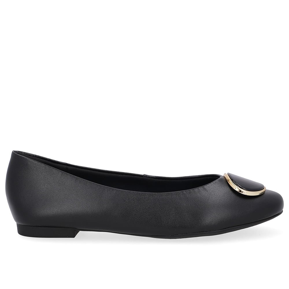 Sapatilha Preta Couro Enfeite Preto 1