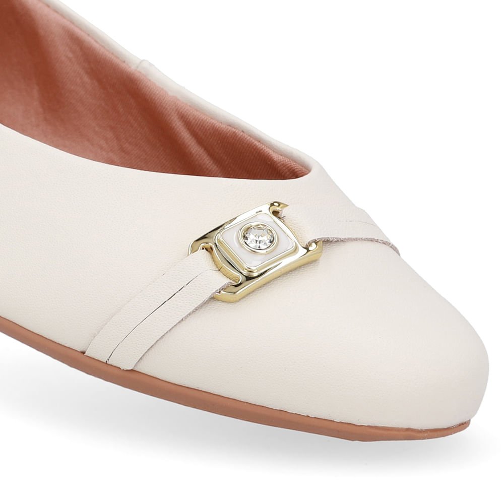 Sapatilha Branca Marfim Couro Tira Enfeite Marfim 4