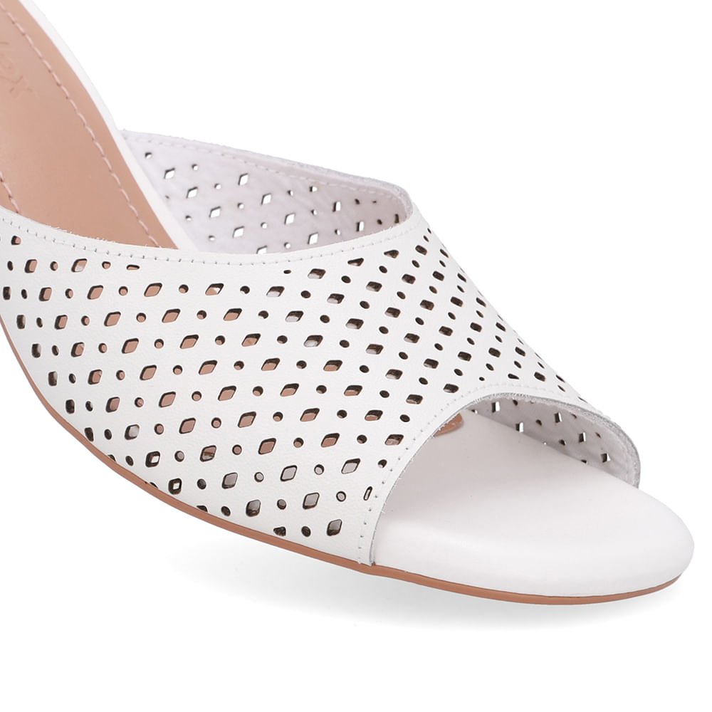 Tamanco Salto Bloco Couro Preto Laser Branco 4