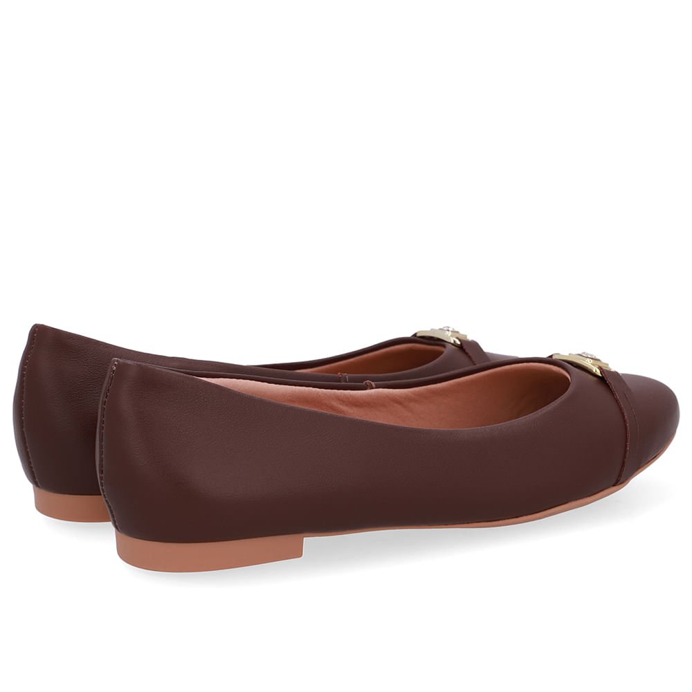 Sapatilha Marrom Pinhão Couro Tira Enfeite Pinhão 3