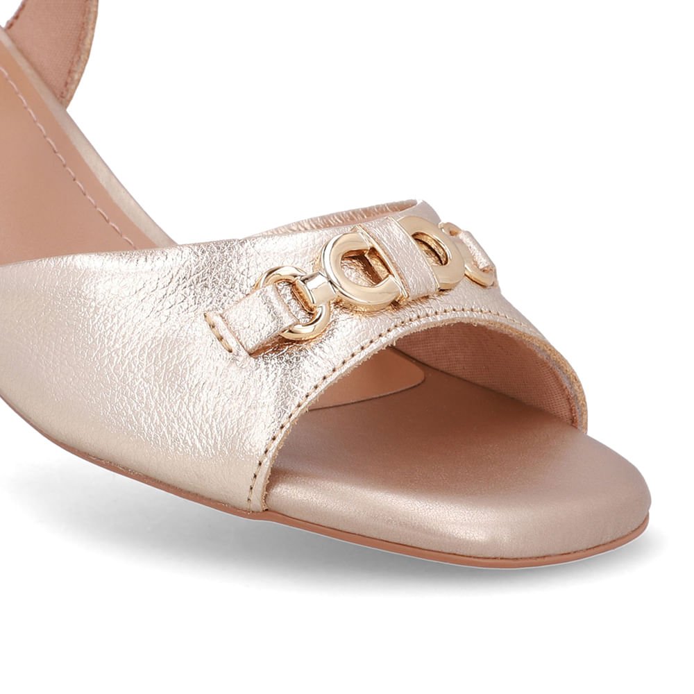 Sandália Couro Bico Quadrado Dourada Bridão Dourado 4