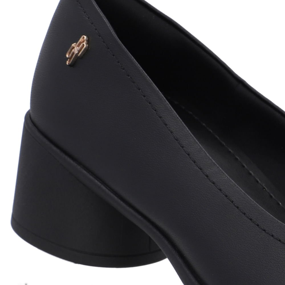 Scarpin Preto Couro Salto Bloco Preto 4