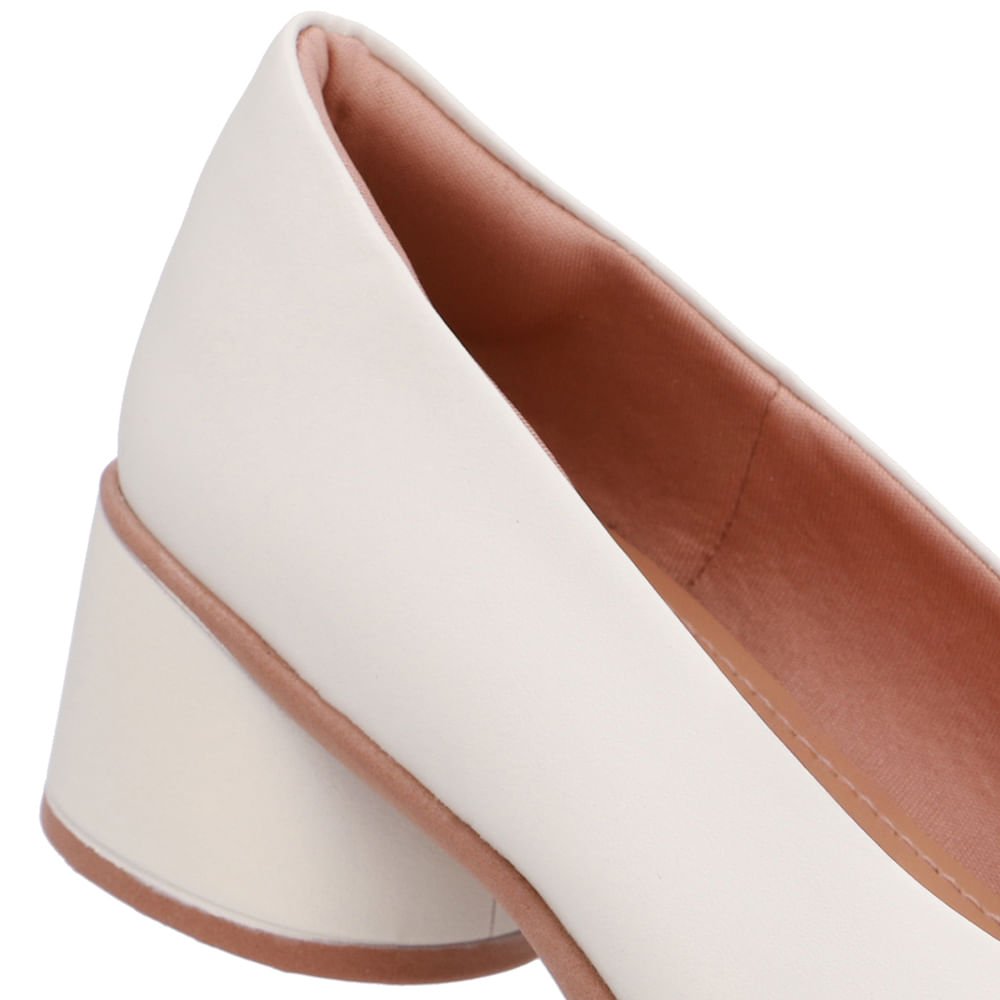 Scarpin Branco Marfim Couro Enfeite Marfim 4
