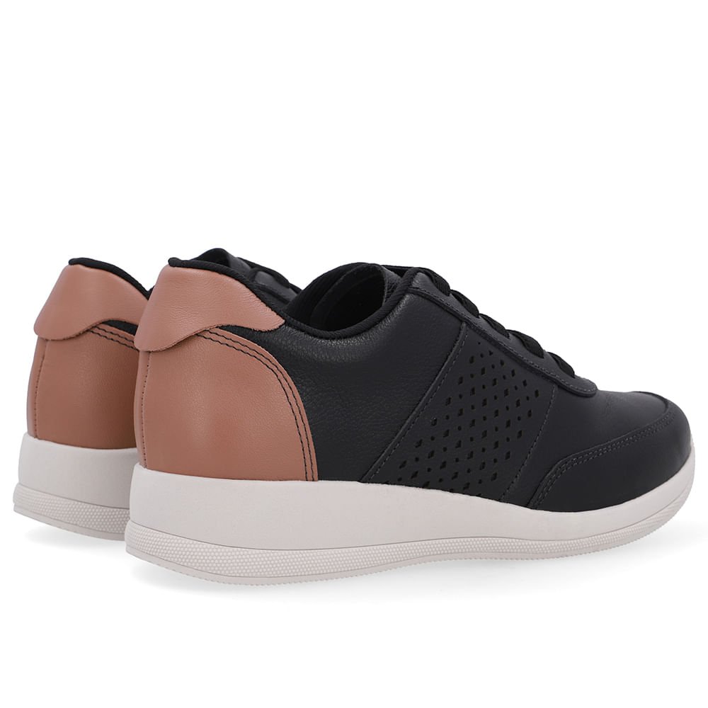 Tênis Couro Preto Detalhe Lateral Preto 3