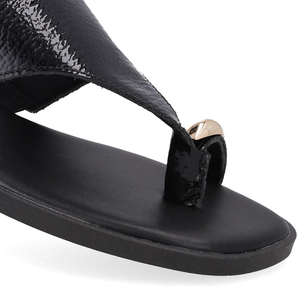 Rasteira Verniz Preta Detalhe Dourado Preto/Dourado 4