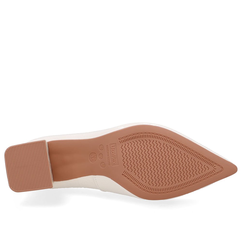 Scarpin Bico Fino Verniz Branco Marfim Detalhe Salto Marfim 5