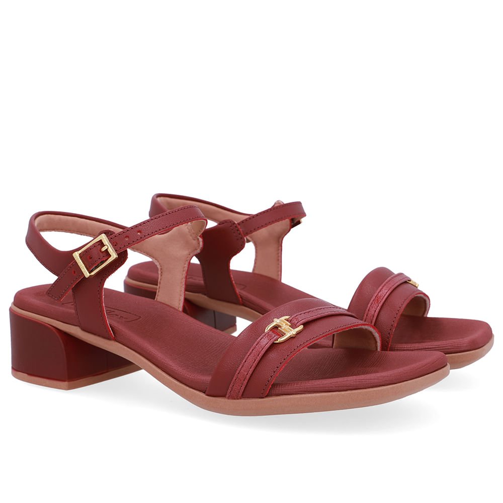 Sandália Couro Vermelha Tira Enfeite Vermelho 2