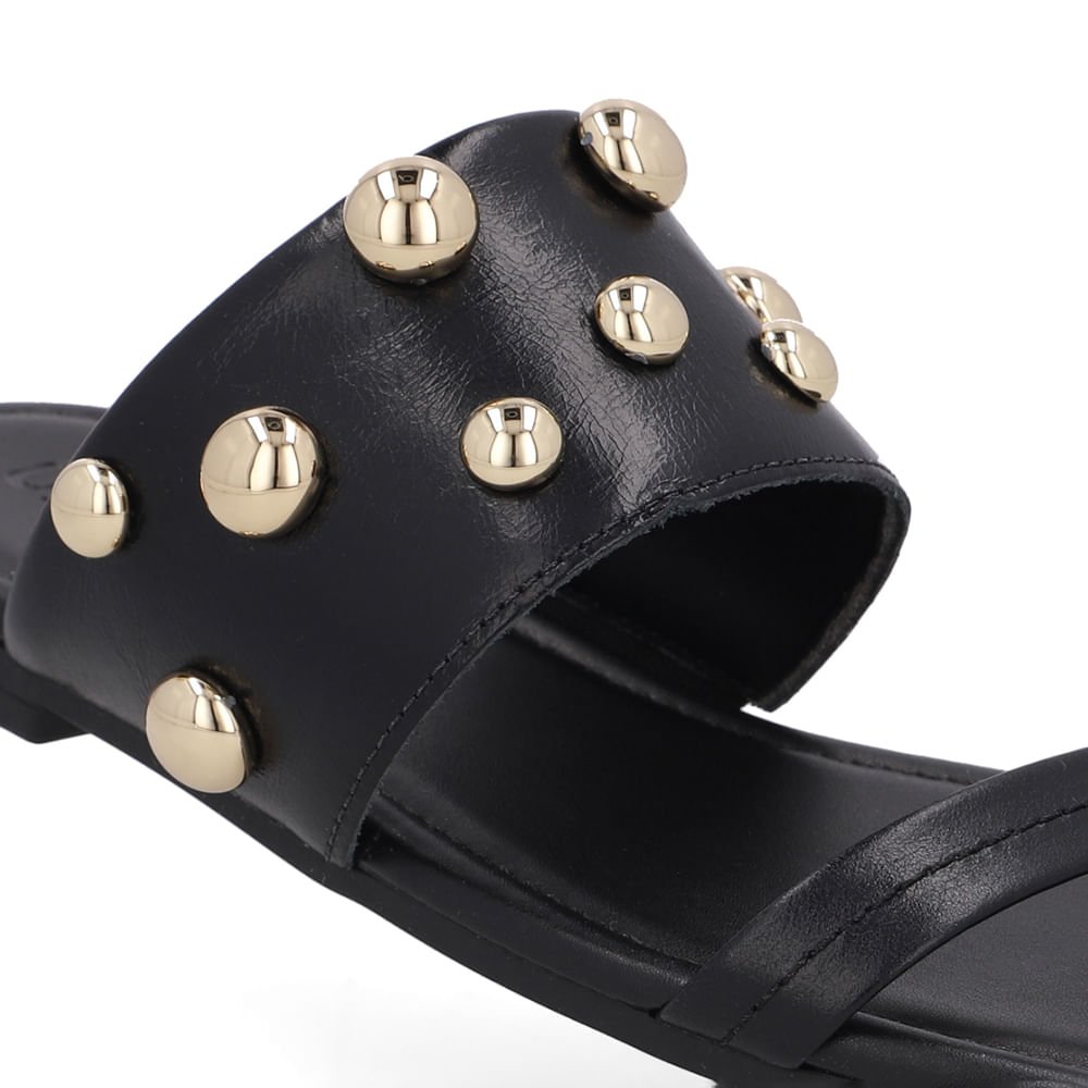 Rasteira Bico Quadrado Couro Preta Esferas Preto 4