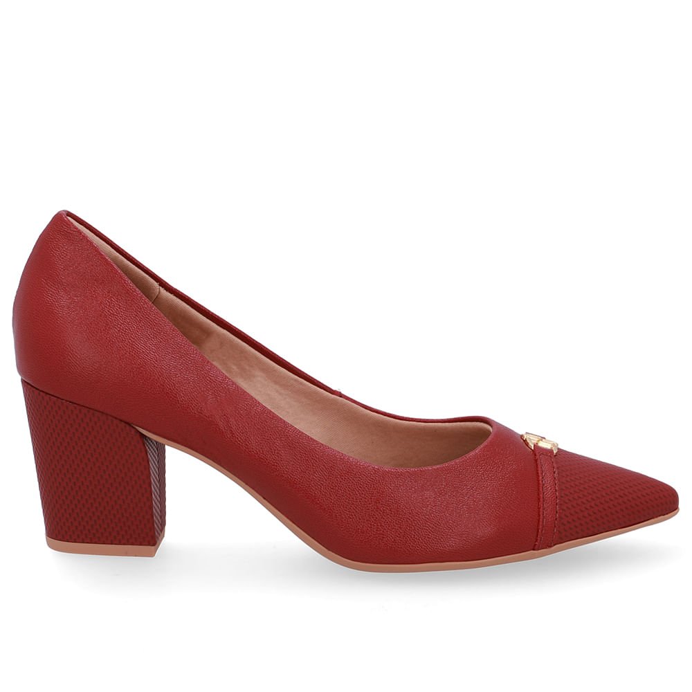 Scarpin Couro Vermelho Bico Fino Enfeite