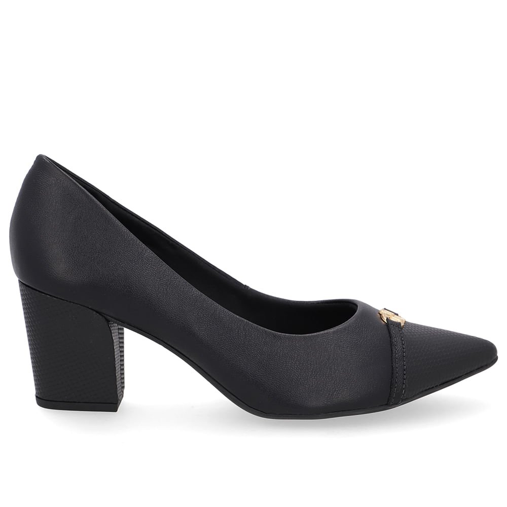 Scarpin Couro Preto Bico Fino Enfeite