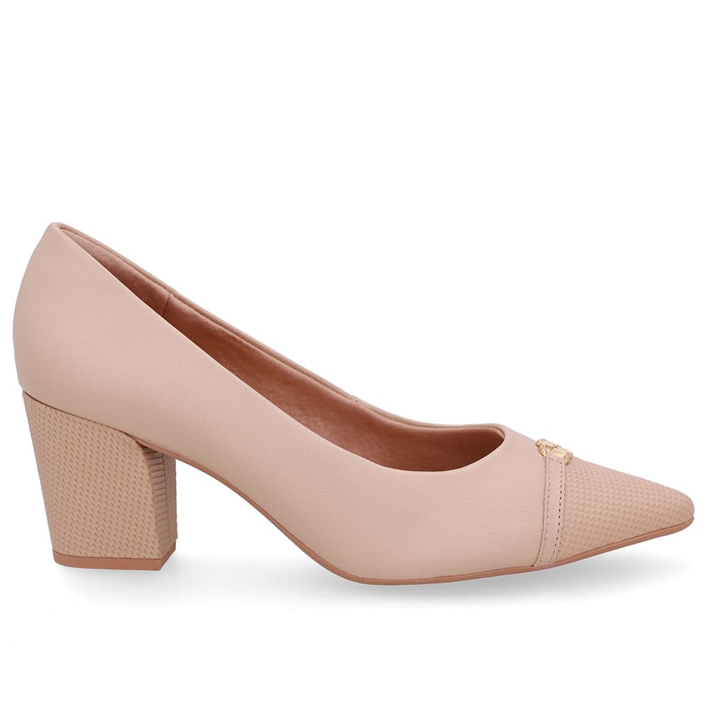 Scarpin Couro Bege Bico Fino Enfeite