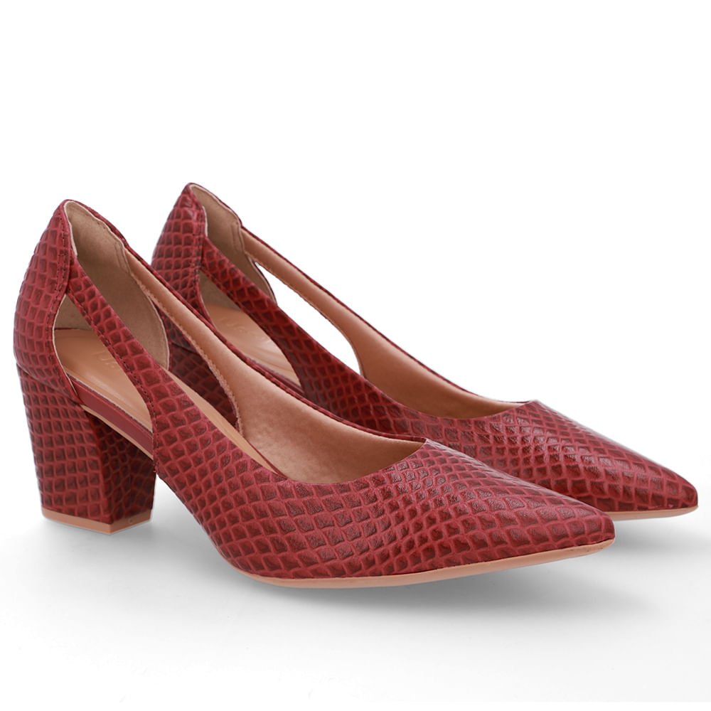 Scarpin Couro Dourado Detalhe Recorte Vermelho 2