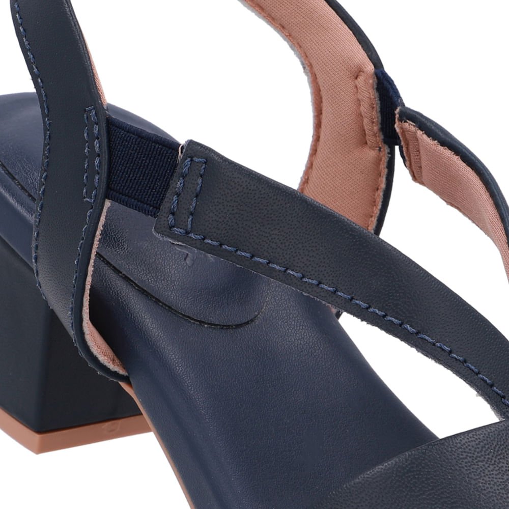 Sandália Bico Redondo Couro Azul Enfeite Azul 4