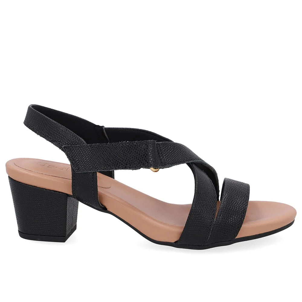 Sandália Tiras Couro Preta Fecho-Flex