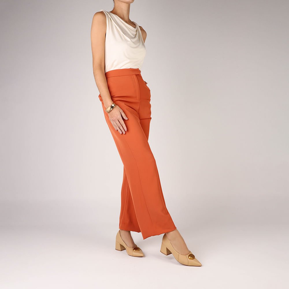 Scarpin Couro Bege Bico Fino Lateral Tecido Bege 4