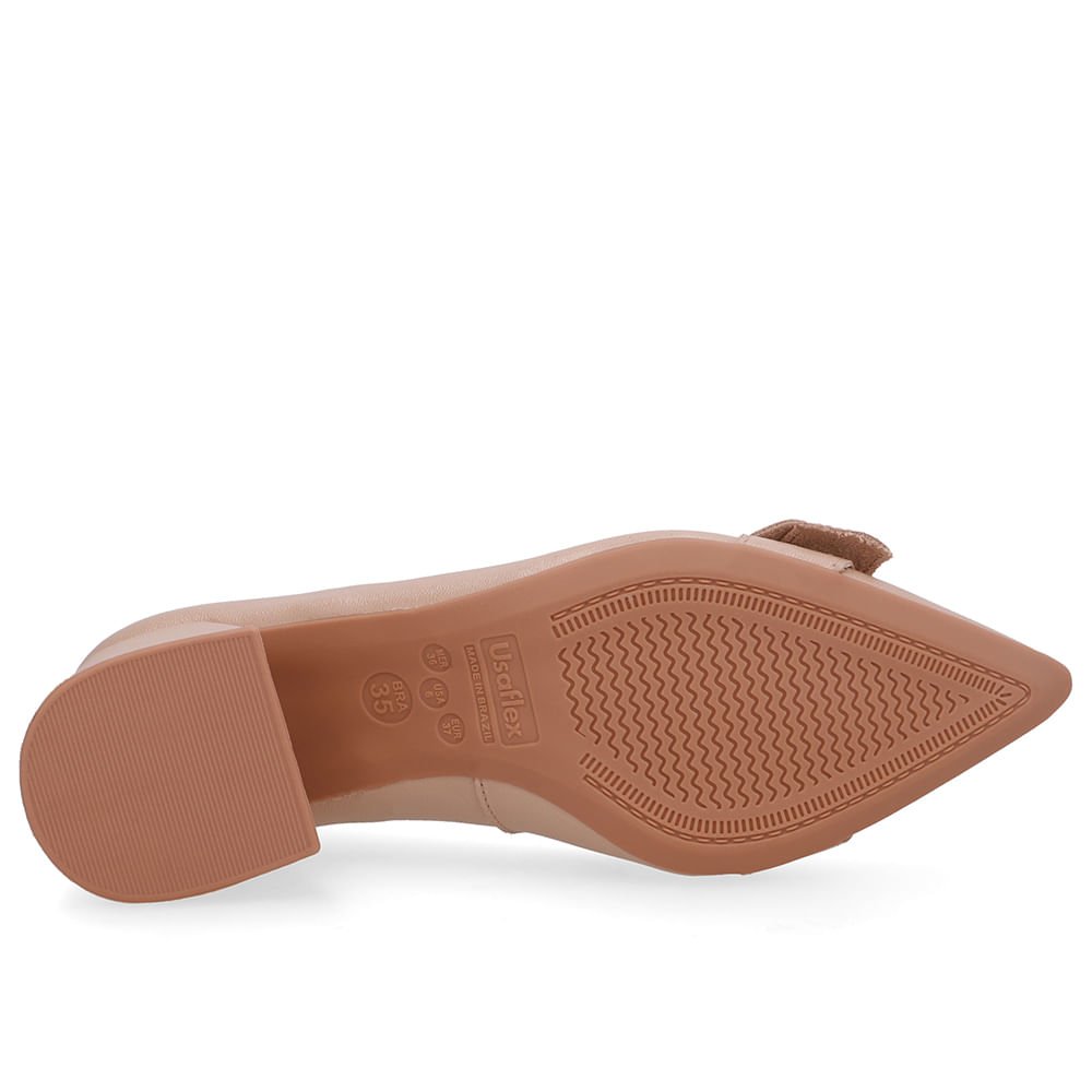 Scarpin Bege Salto Bico Fino Fivela Bege 5