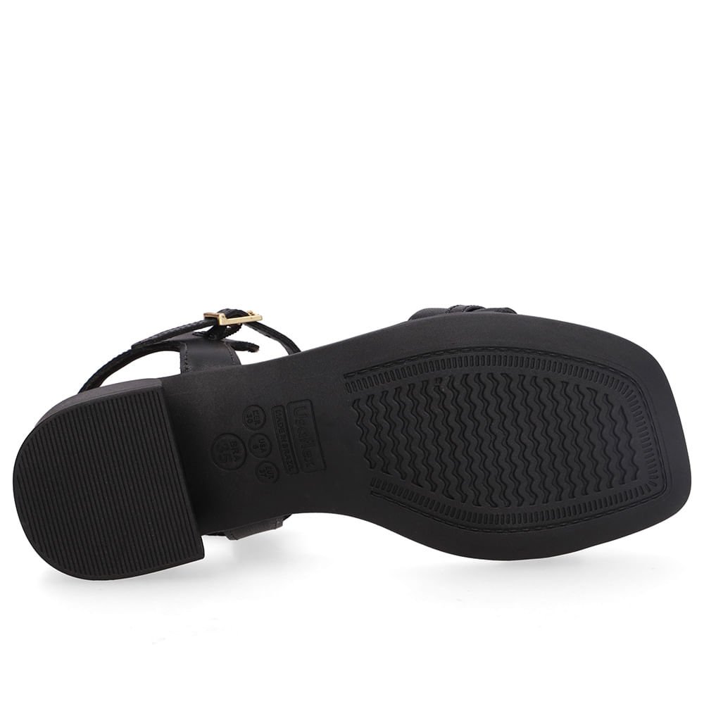 Sandália Couro Preto Tira Enfeite Preto 5