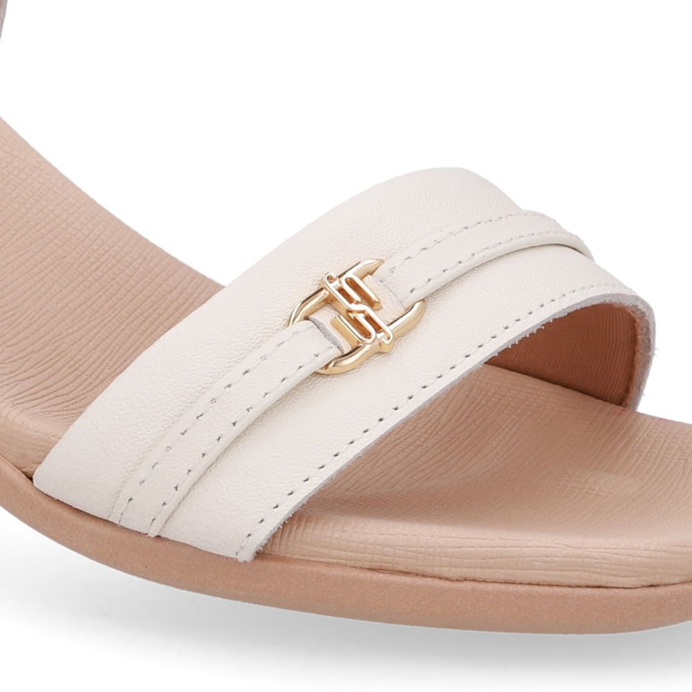 Sandália Couro Branca Marfim Tira Enfeite Marfim 4