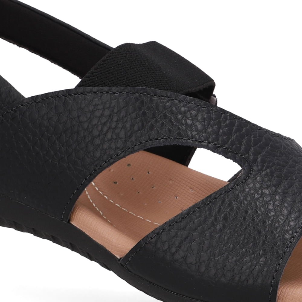 Sandália Rasteira Couro Preto Recortes Preto 4