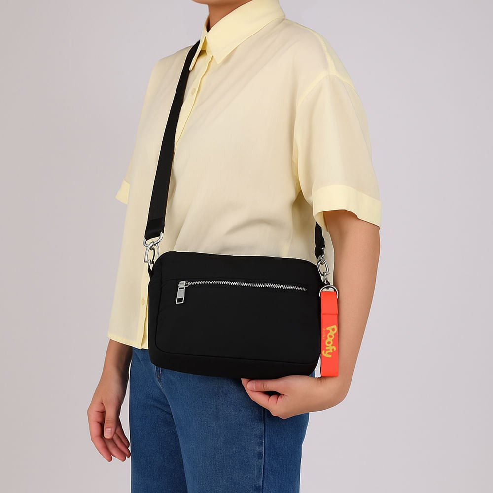 Bolsa Tiracolo Poofy Nylon Preta Bolso Preto 4