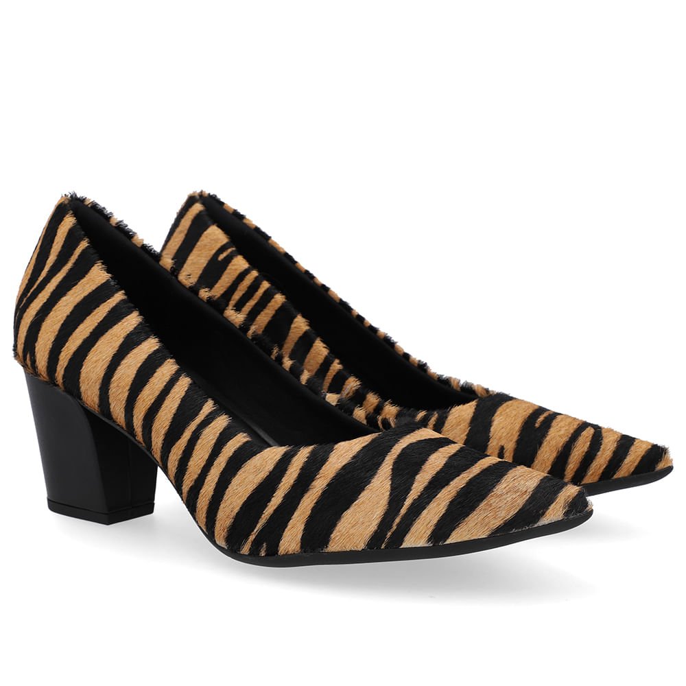Scarpin Couro Animal Print Tigre Bico Fino Bege/Preto 2