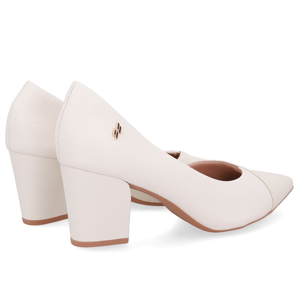 Scarpin Couro Branco Marfim Bico Fino Recorte Lateral Branco 3