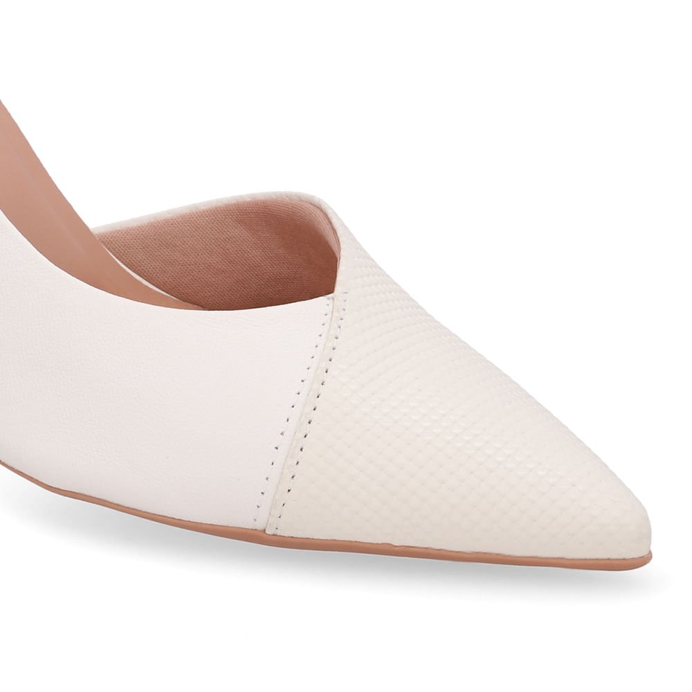 Scarpin Couro Branco Marfim Bico Fino Recorte Lateral Branco 4