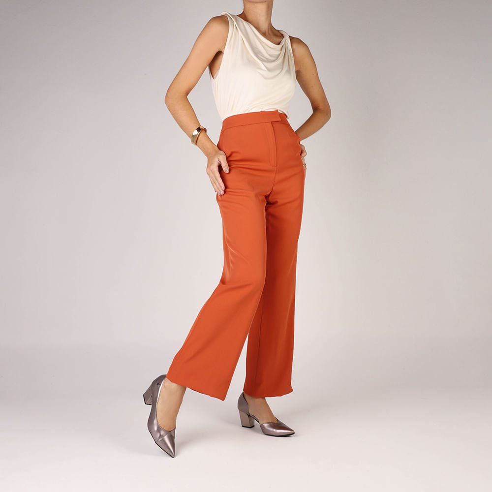 Scarpin Couro Aço Bico Fino Recorte Lateral Cinza 4