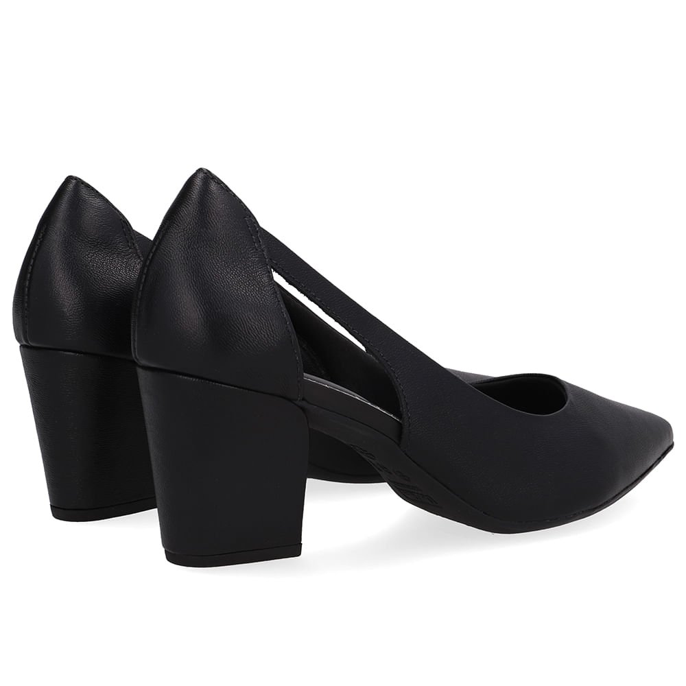 Scarpin Couro Preto Detalhe Recorte Preto 3