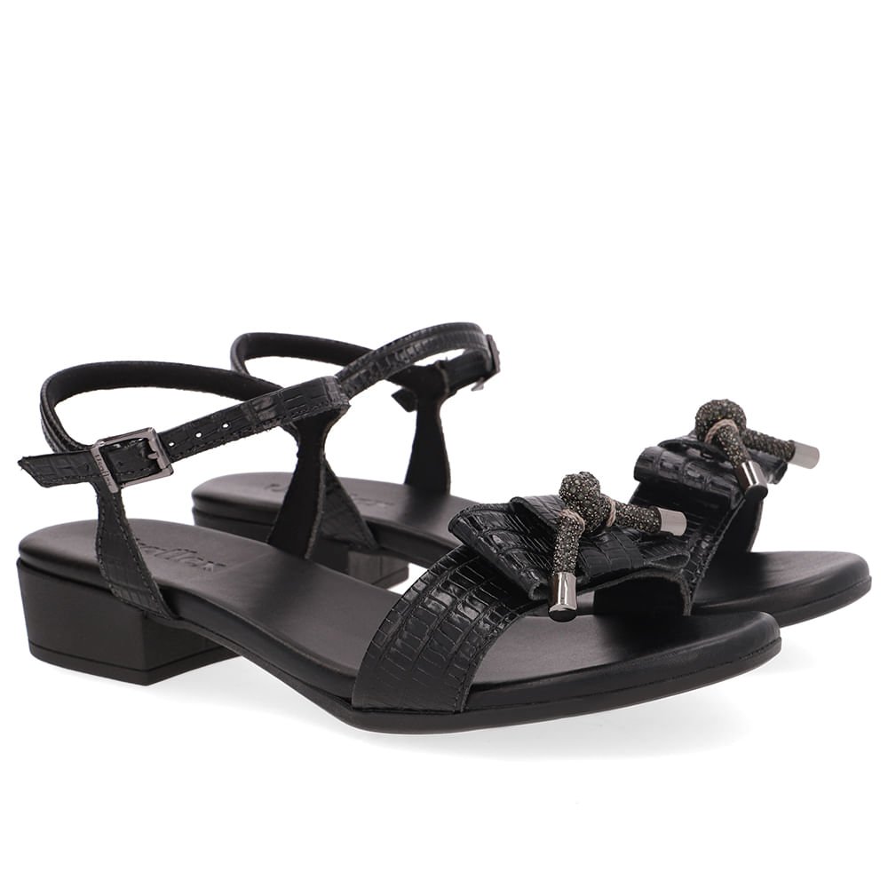 Sandália Couro Preta Enfeite Brilho Preto 2