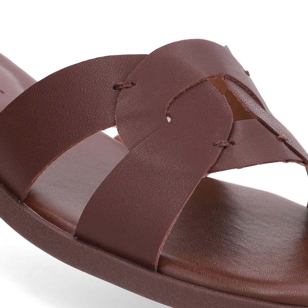 Rasteira Couro Marrom Tira Vazada Marrom 4