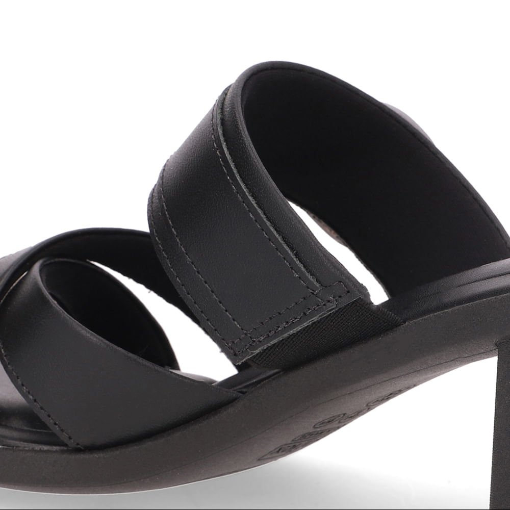 Tamanco Salto Bloco Couro Preto Tira Cruzada Preto 4