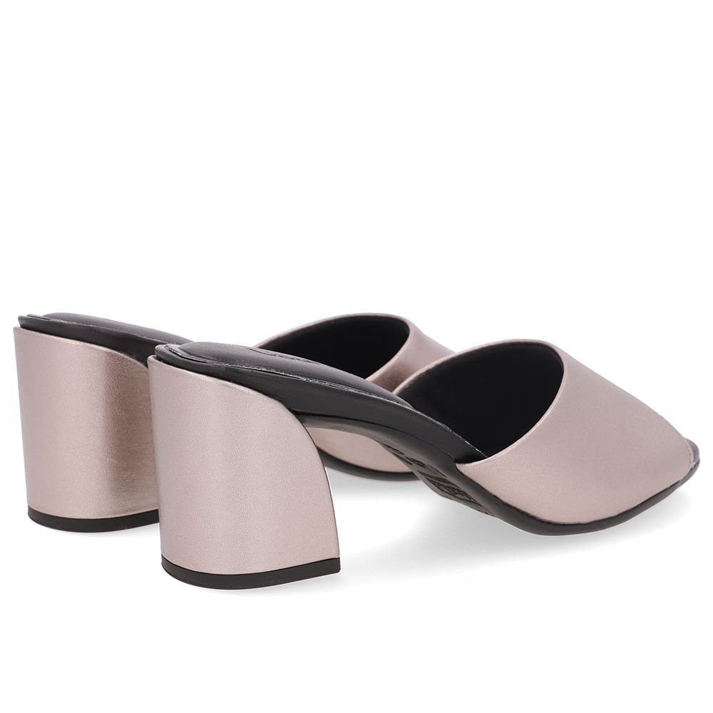 Tamanco Bico Redondo Couro Aço Prata 3