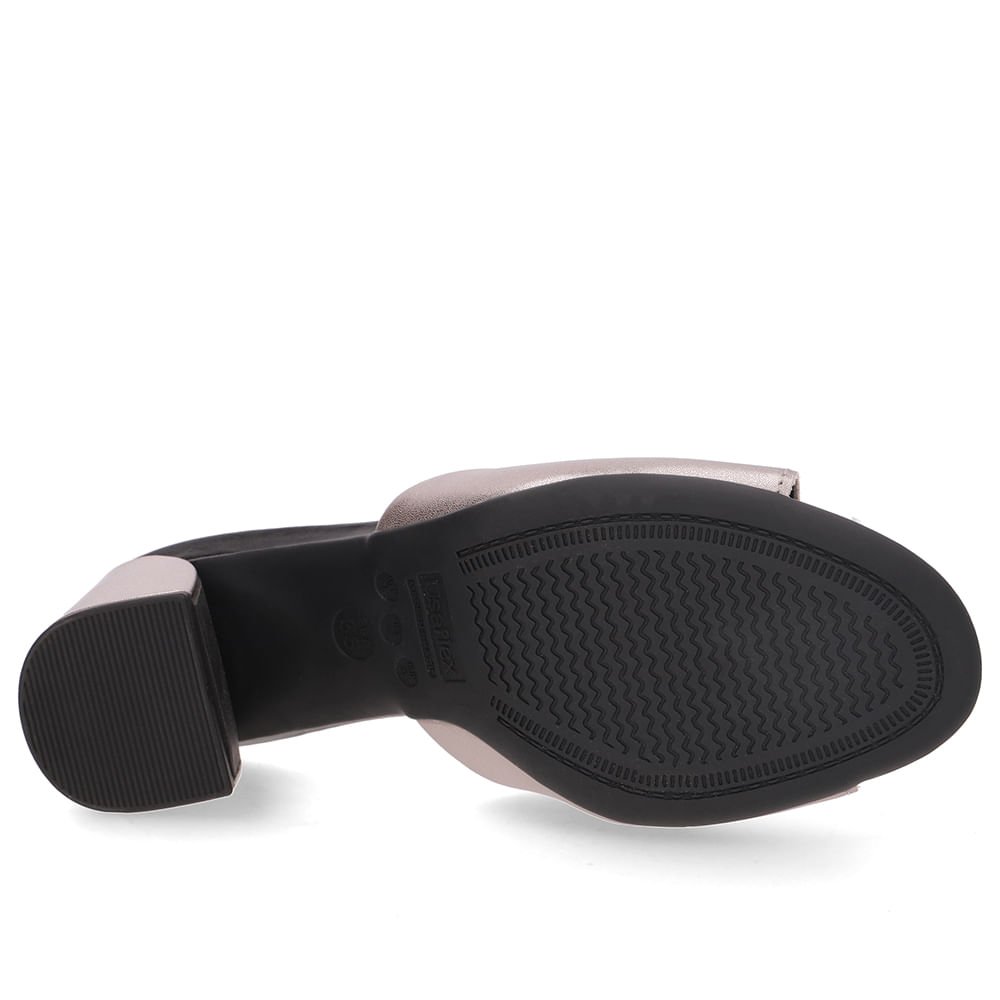 Tamanco Bico Redondo Couro Aço Prata 5