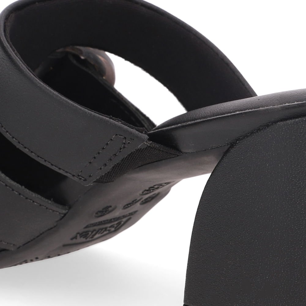 Tamanco Salto Bloco Couro Preto Fivela Preto 4