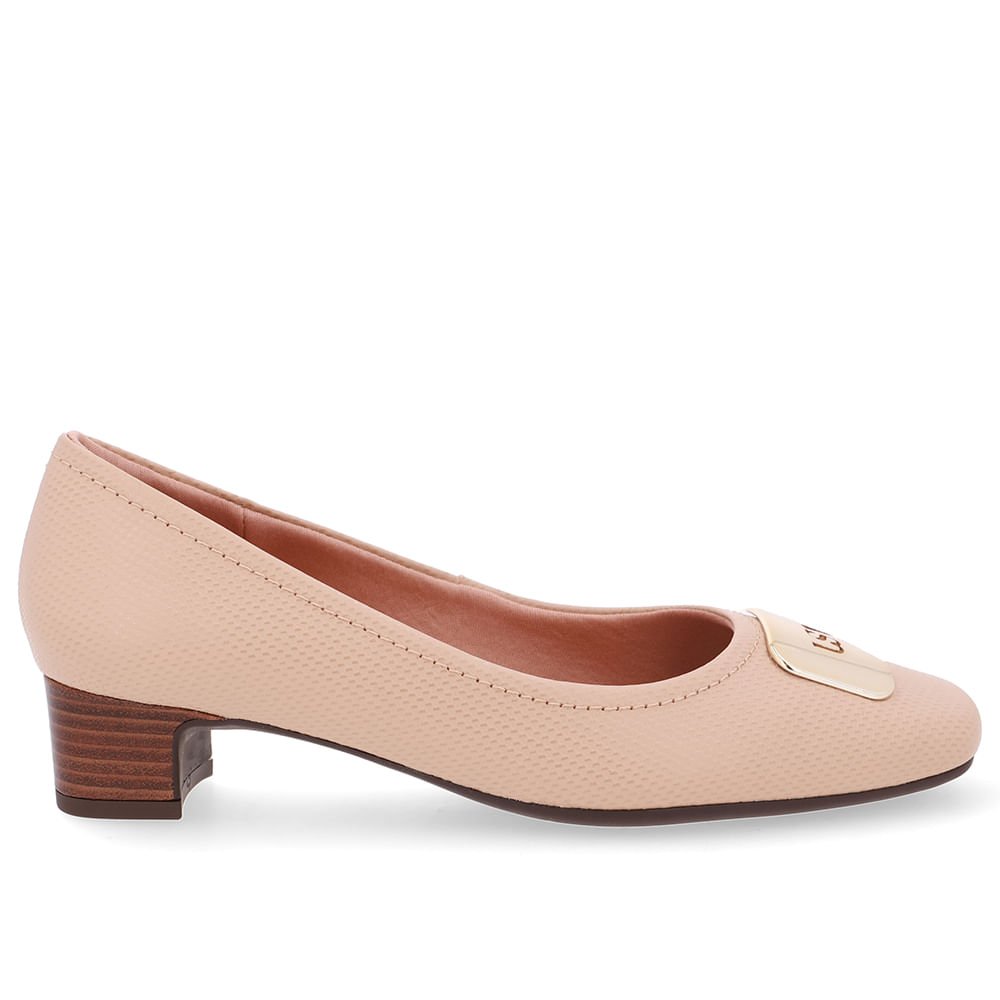 Scarpin Couro Bege Bico Quadrado